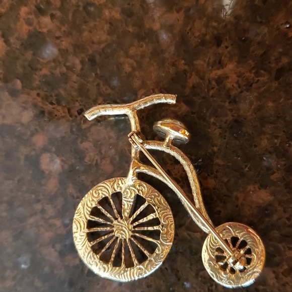 Bicycle Pin - Picture 3 of 6